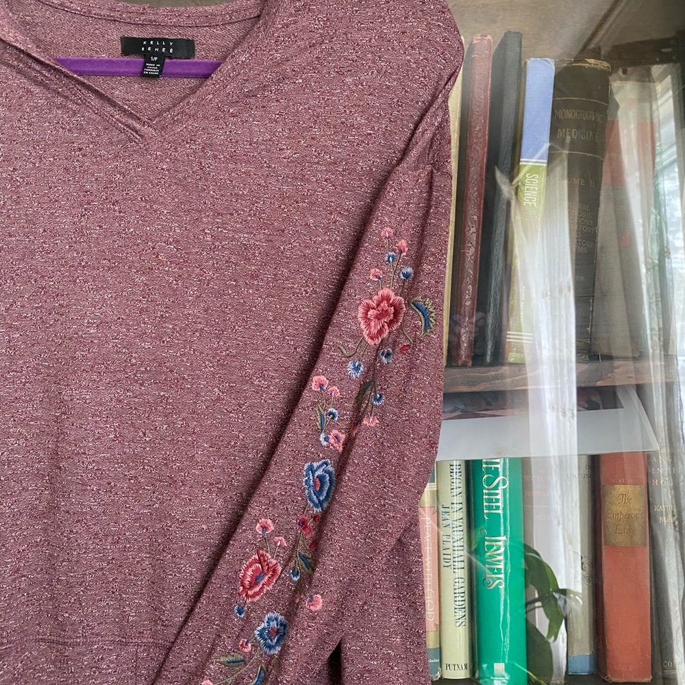 Cute Floral Long-Sleeve Hooded Tunic Shirt